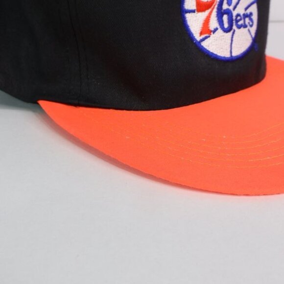 Vintage Philadelphia 76ers NBA Baseball Cap Hat Mens Snapback Black Neon Orange - Picture 10 of 10